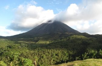 Arenal volcano national park