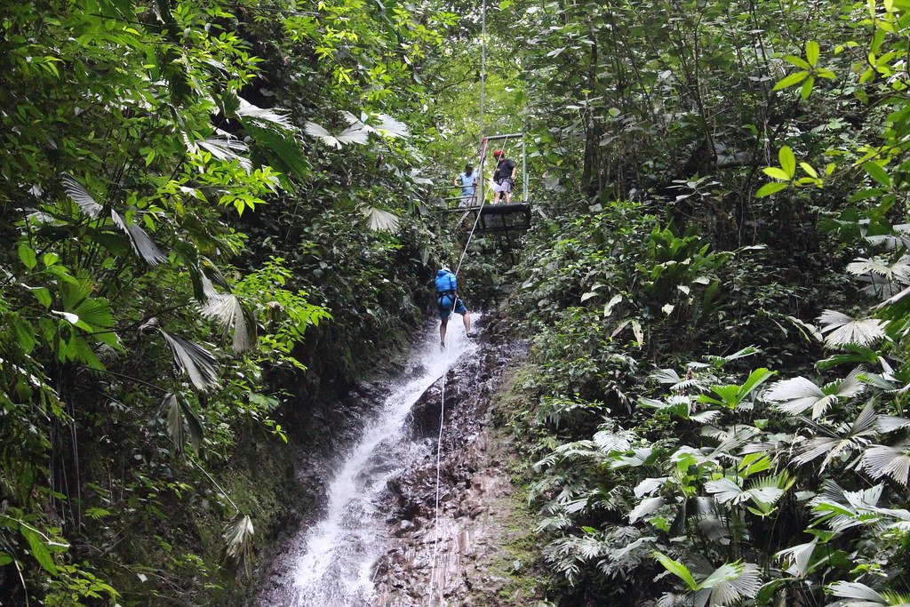 La fortuna waterfall hike