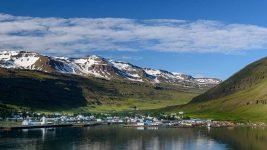 Reasons Why You Should Go to Iceland This Summer